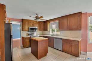 16 Ciccolella Ct, Southington, CT 06489 - Photo 8