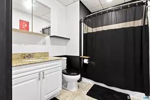 196 Crown St, New Haven, CT 06510 - Photo 14
