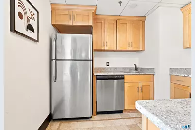 196 Crown Street #502, New Haven, CT 06510 - Photo 8