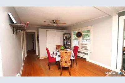 39 Grove Street, Wallingford, CT 06492 - Photo 12
