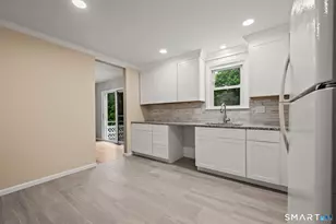 19 Sheffield Rd, North Haven, CT 06473 - Photo 2