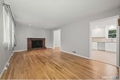 19 Sheffield Road, North Haven, CT 06473 - Photo 12