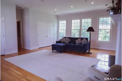 35 Sherwood Place, Fairfield, CT 06890 - Photo 14