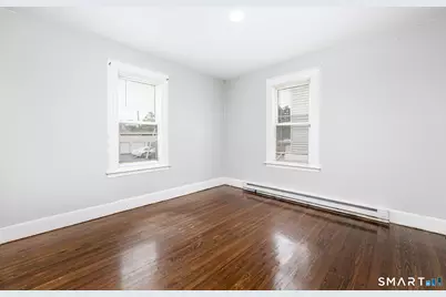 75 Roberts Street, New Britain, CT 06051 - Photo 6