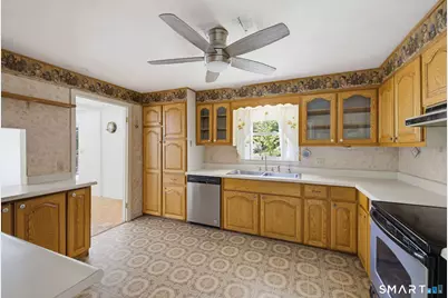64 Great Hillwood Road, East Haddam, CT 06469 - Photo 12