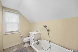 26 Fernbel Ln, West Hartford, CT 06107 - Photo 22
