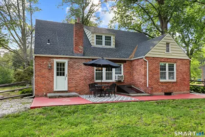 26 Fernbel Lane, West Hartford, CT 06107 - Photo 2