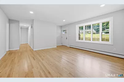 1124 Pamela Lane, Cheshire, CT 06410 - Photo 4