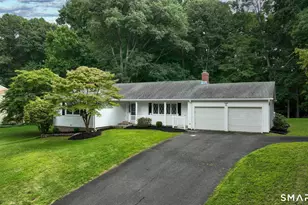 142 Indian Hill Trail, Glastonbury, CT 06033 - Photo 2