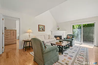26 Village Court #26, Wilton, CT 06897 - Photo 6