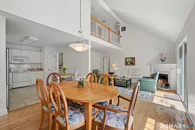 26 Village Court #26, Wilton, CT 06897 - Photo 14