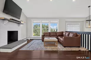 24 Thimble Farms Rd, Branford, CT 06405 - Photo 8