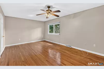 26 Larkspur Drive #26, Cromwell, CT 06416 - Photo 32