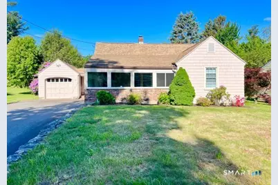 609 Hunting Hill Avenue, Middletown, CT 06457 - Photo 1