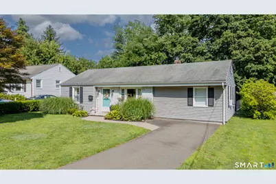 100 Jacobs Terrace, Middletown, CT 06457 - Photo 2