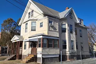 172 Bond St, Hartford, CT 06114 - Photo 1