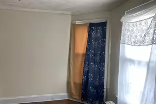 172 Bond St, Hartford, CT 06114 - Photo 6