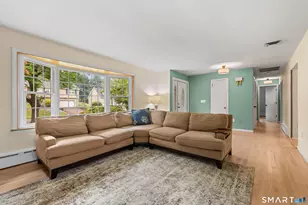 90 Meadowlawn Rd, Stratford, CT 06614 - Photo 12