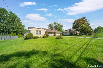 194 Cedar Street, Wethersfield, CT 06109 - Photo 2
