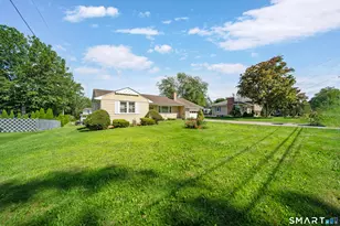 194 Cedar St, Wethersfield, CT 06109 - Photo 2
