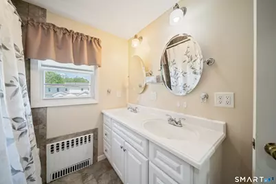 194 Cedar Street, Wethersfield, CT 06109 - Photo 18