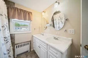 194 Cedar St, Wethersfield, CT 06109 - Photo 18