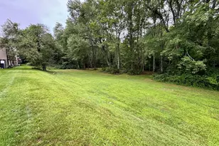 231 Boston Post Rd, East Lyme, CT 06333 - Photo 18