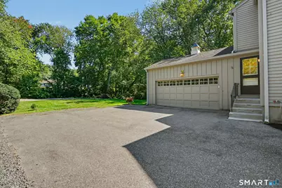 2190 Huntington Turnpike, Trumbull, CT 06611 - Photo 36