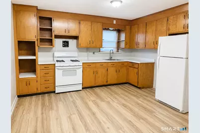 14-2 Portland Street, Middletown, CT 06457 - Photo 2