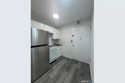 2370 North Avenue #4D, Bridgeport, CT 06604 - Photo 10