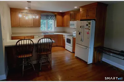 34 Connecticut Avenue, Southington, CT 06489 - Photo 20