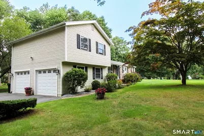 50 Carriage Drive Extension, Clinton, CT 06413 - Photo 2