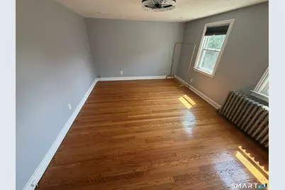 2 Barber Street, Windsor, CT 06095 - Photo 8