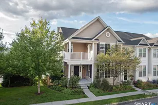 27 Warrington Round, Danbury, CT 06810 - Photo 1