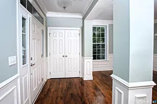 27 Warrington Round, Danbury, CT 06810 - Photo 4