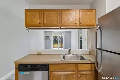 10 Liberty Street #C3, Danbury, CT 06810 - Photo 4
