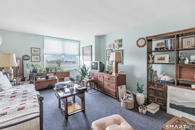 2370 North Avenue #8D, Bridgeport, CT 06604 - Photo 12