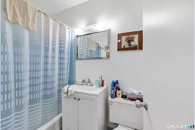 2370 North Avenue #8D, Bridgeport, CT 06604 - Photo 16
