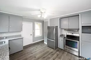 55 Mechanics St, Putnam, CT 06260 - Photo 8