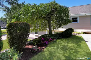 21 Twin Cir Dr, Trumbull, CT 06611 - Photo 24