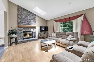 11R Peach Orchard Rd, Prospect, CT 06712 - Photo 4