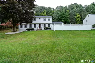 132 Woodfield Crossing, Rocky Hill, CT 06067 - Photo 2