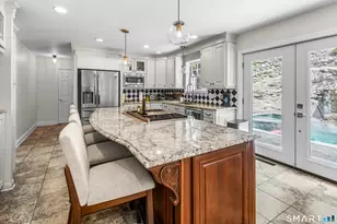 205 Country Club Rd, Waterbury, CT 06708 - Photo 8