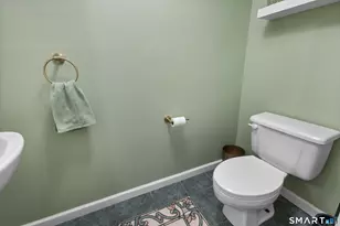 205 Country Club Rd, Waterbury, CT 06708 - Photo 20