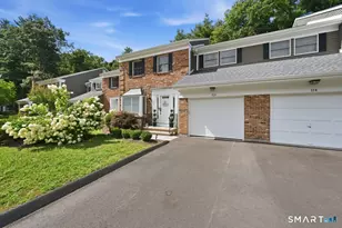 113 Tunxis Village, Farmington, CT 06032 - Photo 2