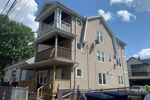 38 Ives St, Waterbury, CT 06704 - Photo 2