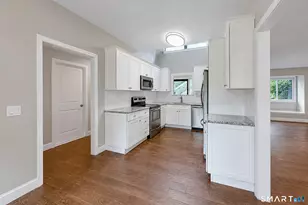 440 Heritage Vlg, Southbury, CT 06488 - Photo 6