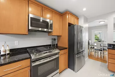 211 Greens Farm Road #211, Branford, CT 06405 - Photo 8