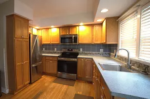 107 S Cherry St, Wallingford, CT 06492 - Photo 8