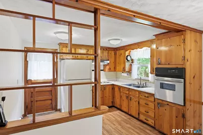 72 Steele Road, Enfield, CT 06082 - Photo 8